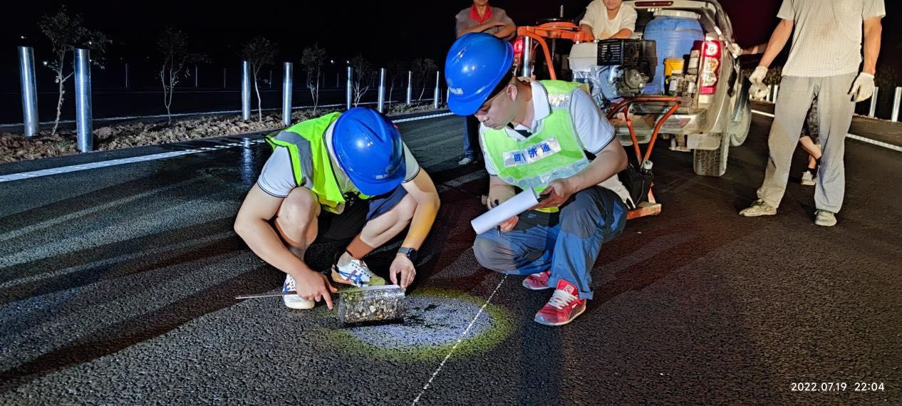 四川省交通工程质量监督站公路水运工程质量重点抽查检测工作圆满完成